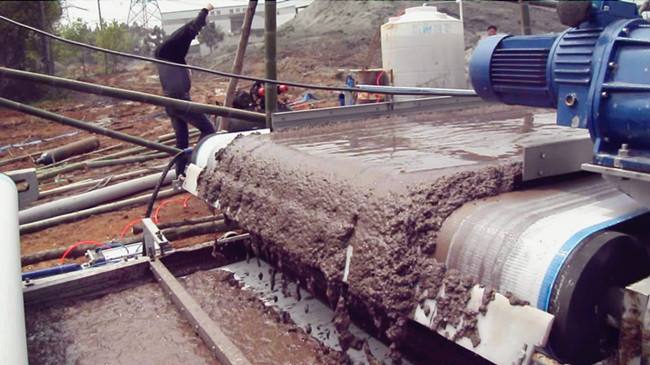 污水處理中污泥負(fù)荷過高的原因(污泥脫水效果差的原因)